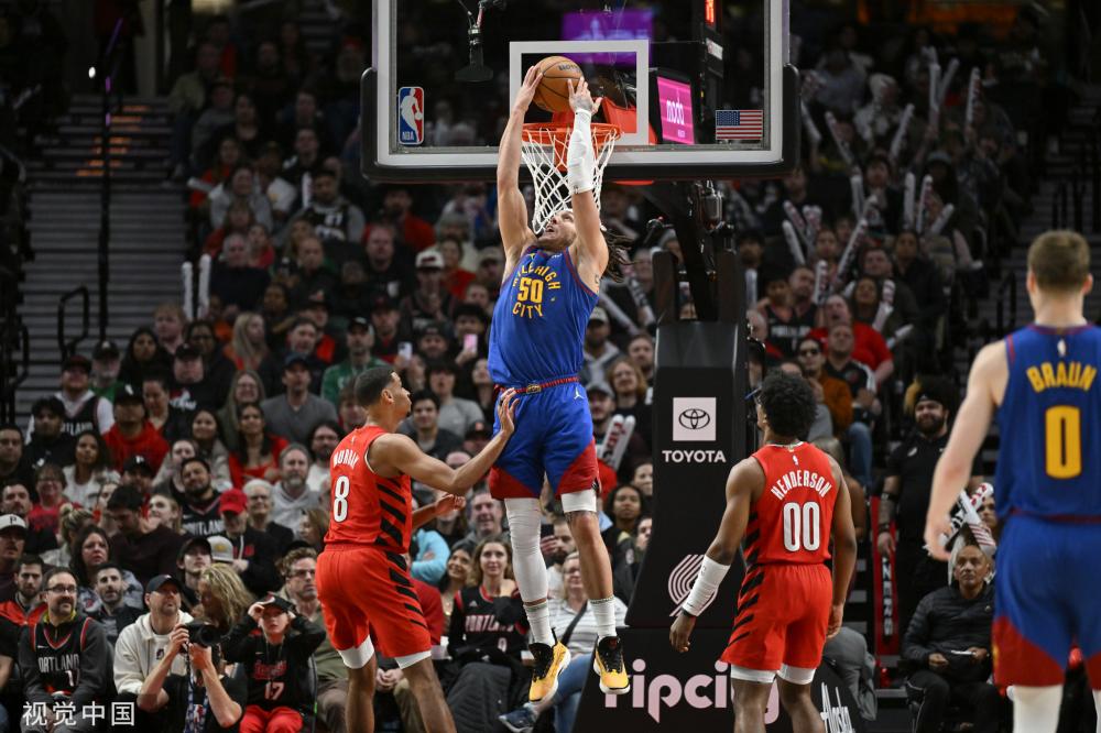 广受瞩目的 广受瞩目的