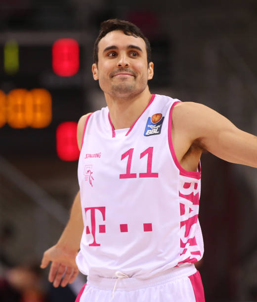 表现稳中有 表现稳中有