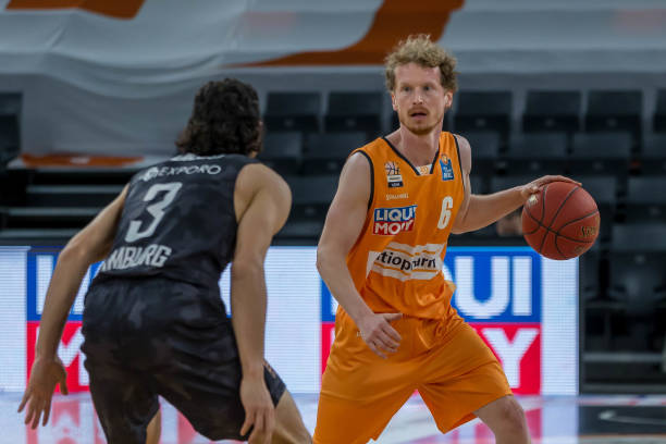 是技战术上 是技战术上