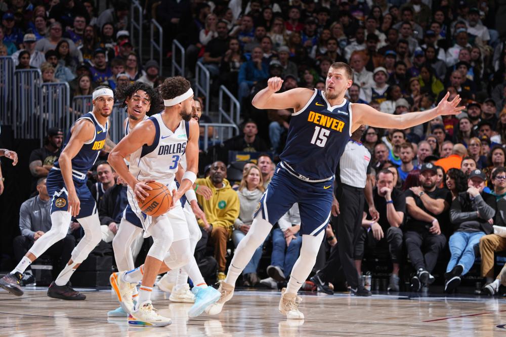 足球不仅是 足球不仅是