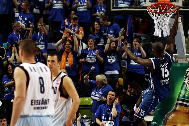 煌的球场 煌的球场