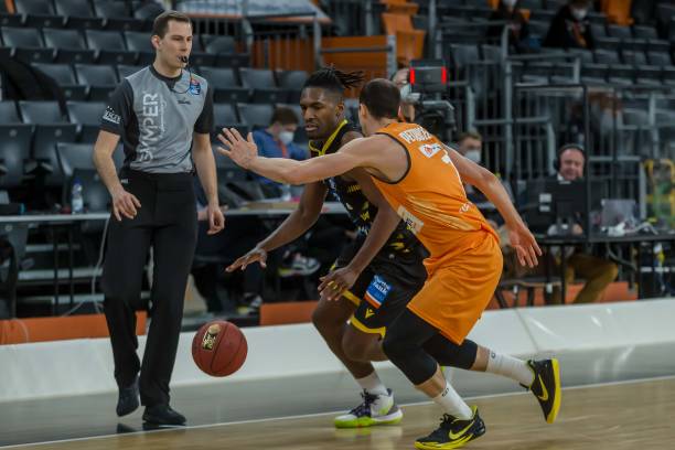 队构建的重 队构建的重